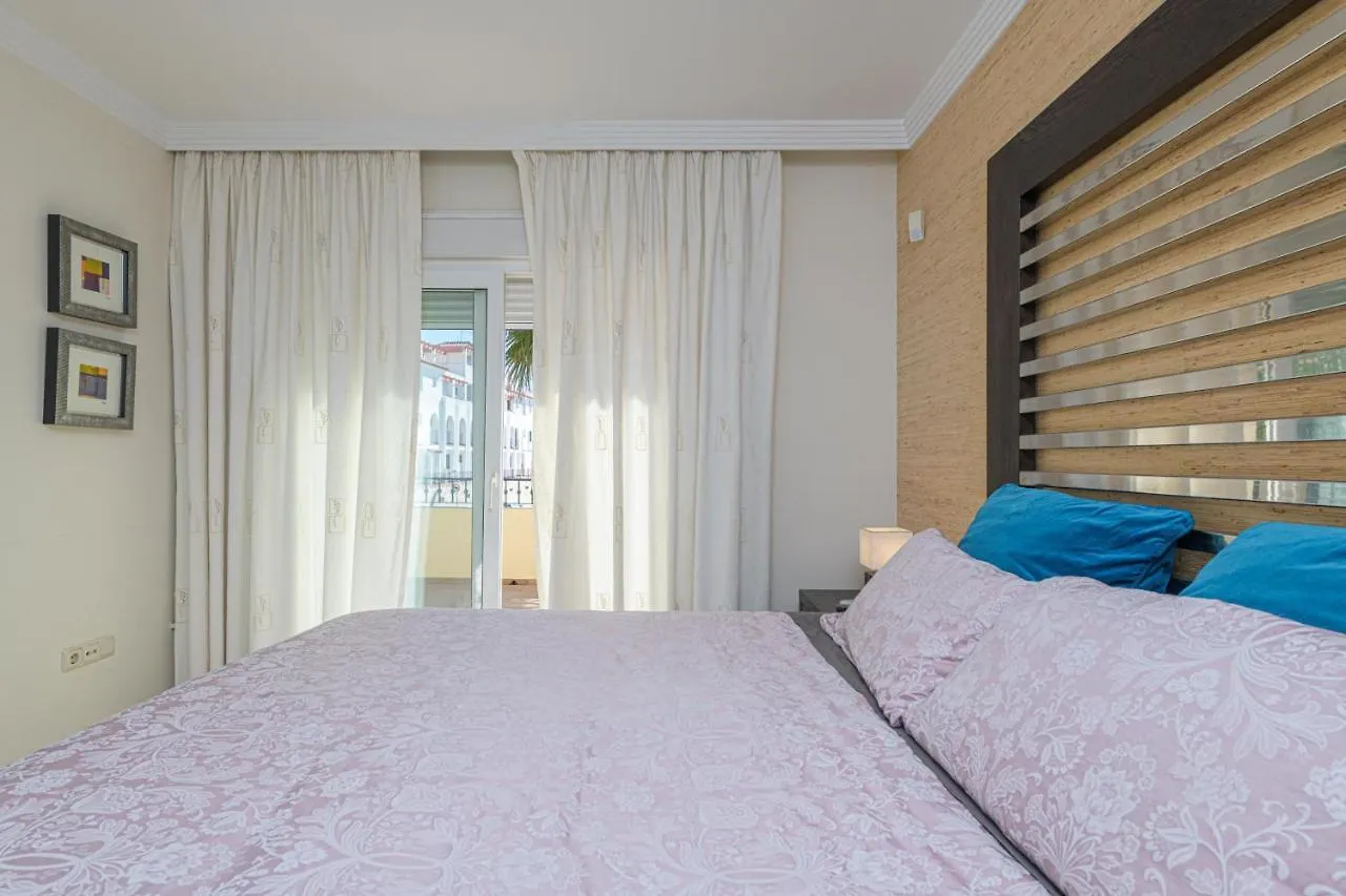 Villa Riviera Sitio de Calahonda 0*,  Spain