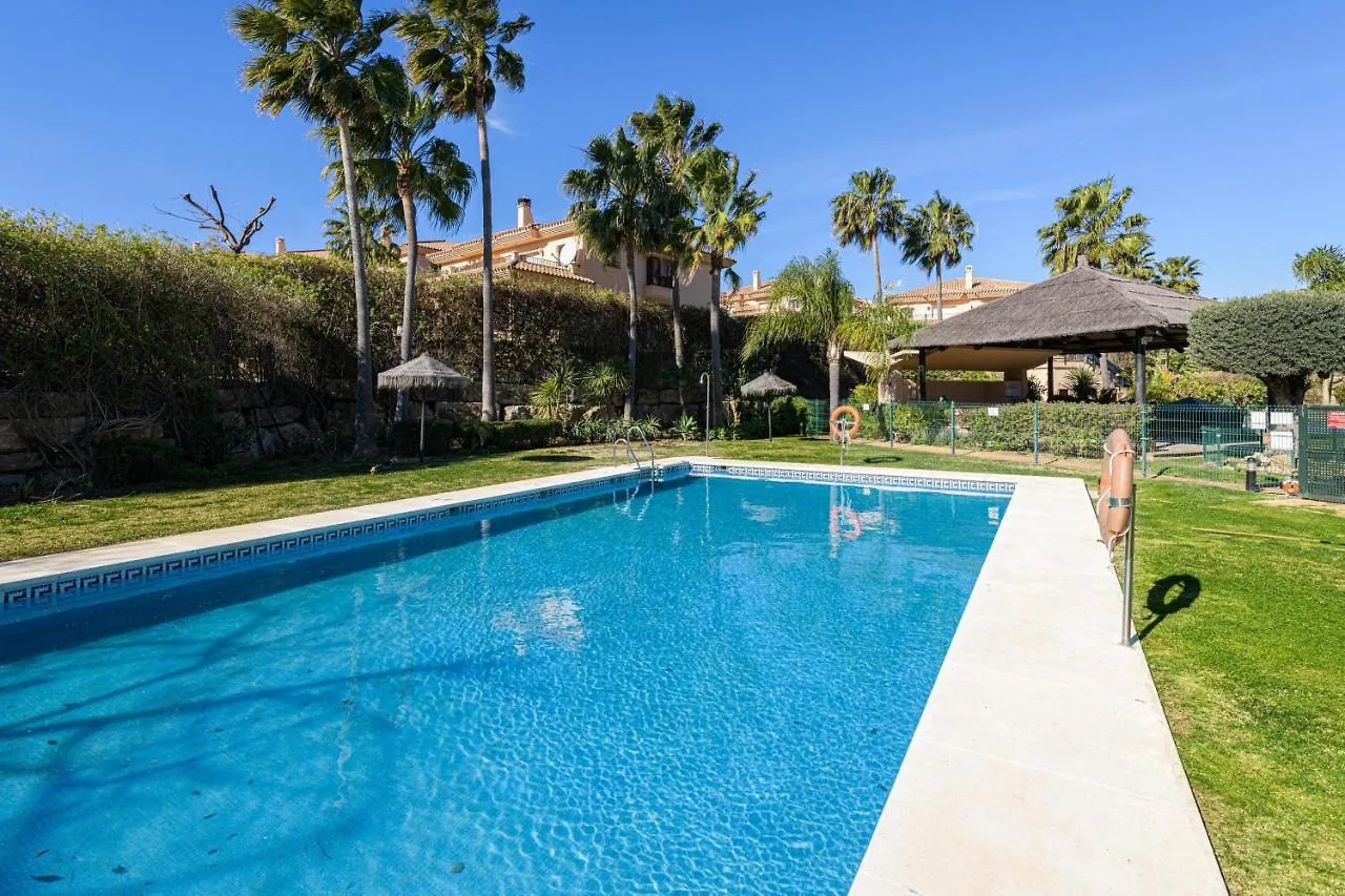 Villa Riviera Sitio de Calahonda 0*,