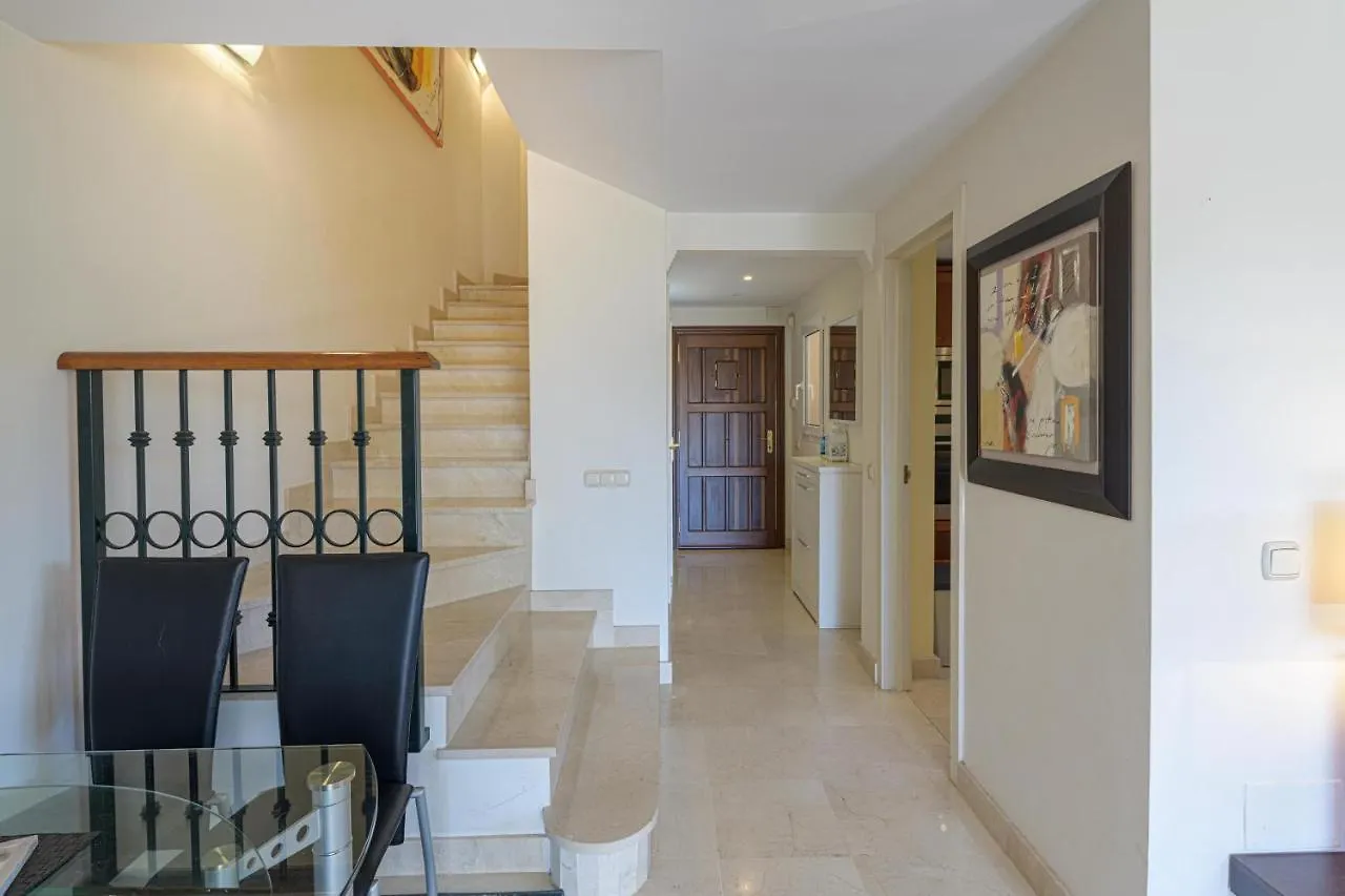 Villa Riviera Sitio de Calahonda 0*,